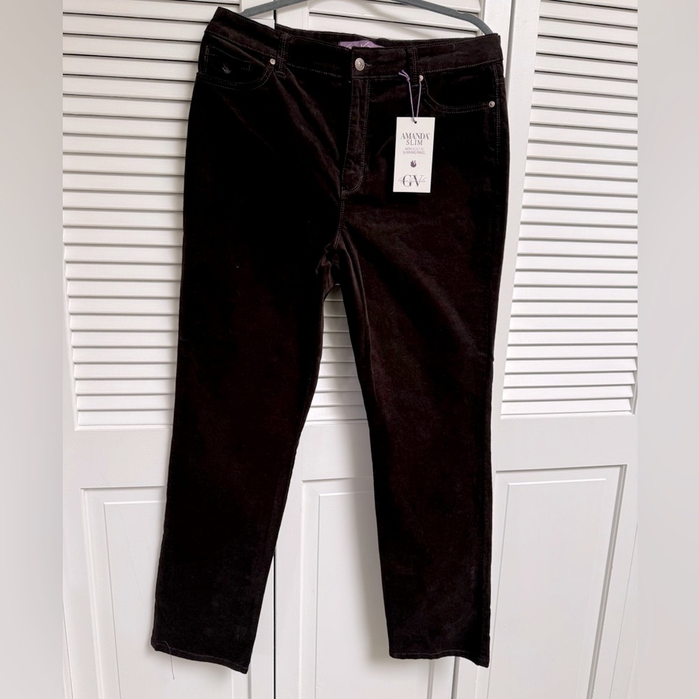 Gloria Vanderbilt Amanda slim coffee corduroy jeans size 14 average, brand new!